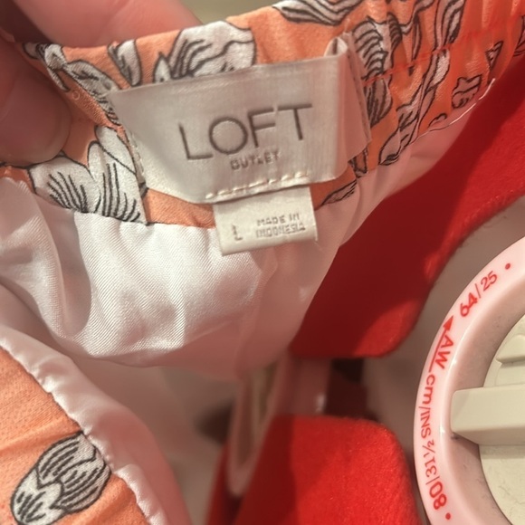 Loft Outlet Peach Floral Maxi Tiered Skirt Size Large - Picture 4 of 4